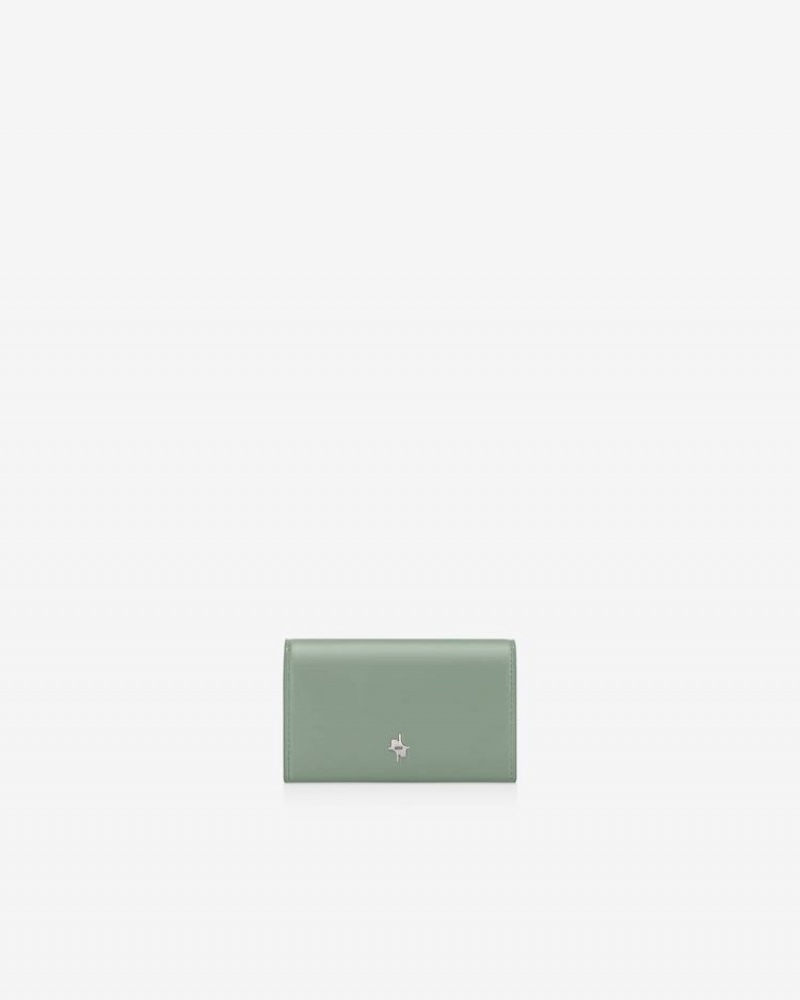 Women's Find Kapoor Flamma Flap Card Tote Wallets Green | POG2877PI